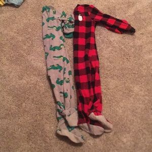 Bundle of 2t boys footie jammies